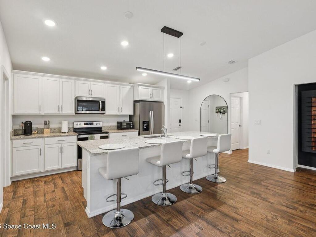 1830 Radcliff Avenue, Palm Bay, FL 32909