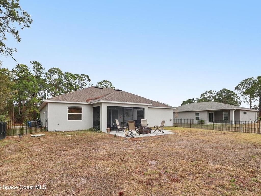 1830 Radcliff Avenue, Palm Bay, FL 32909