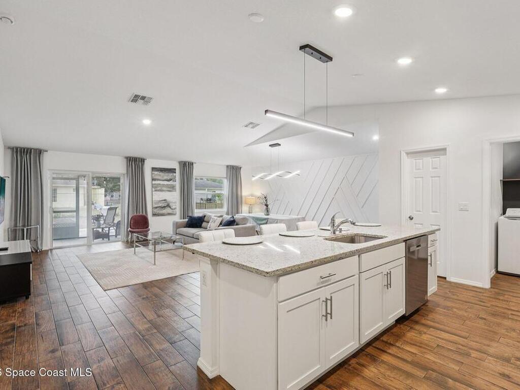 1830 Radcliff Avenue, Palm Bay, FL 32909