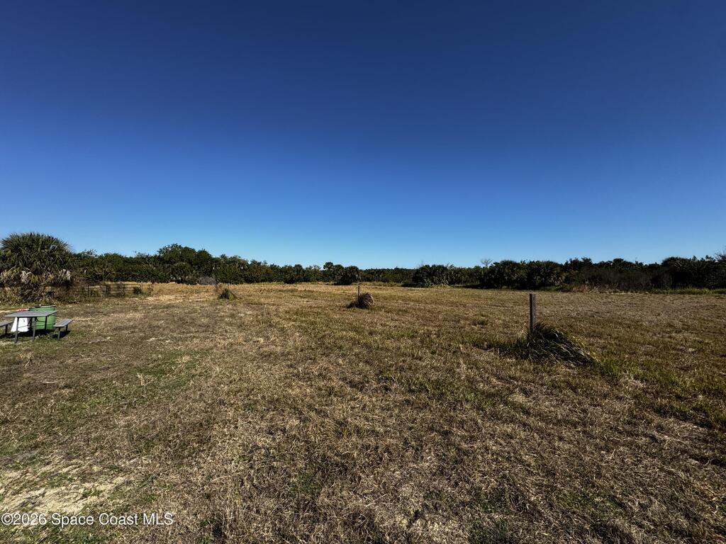 Grantline Road, Mims, FL 32754