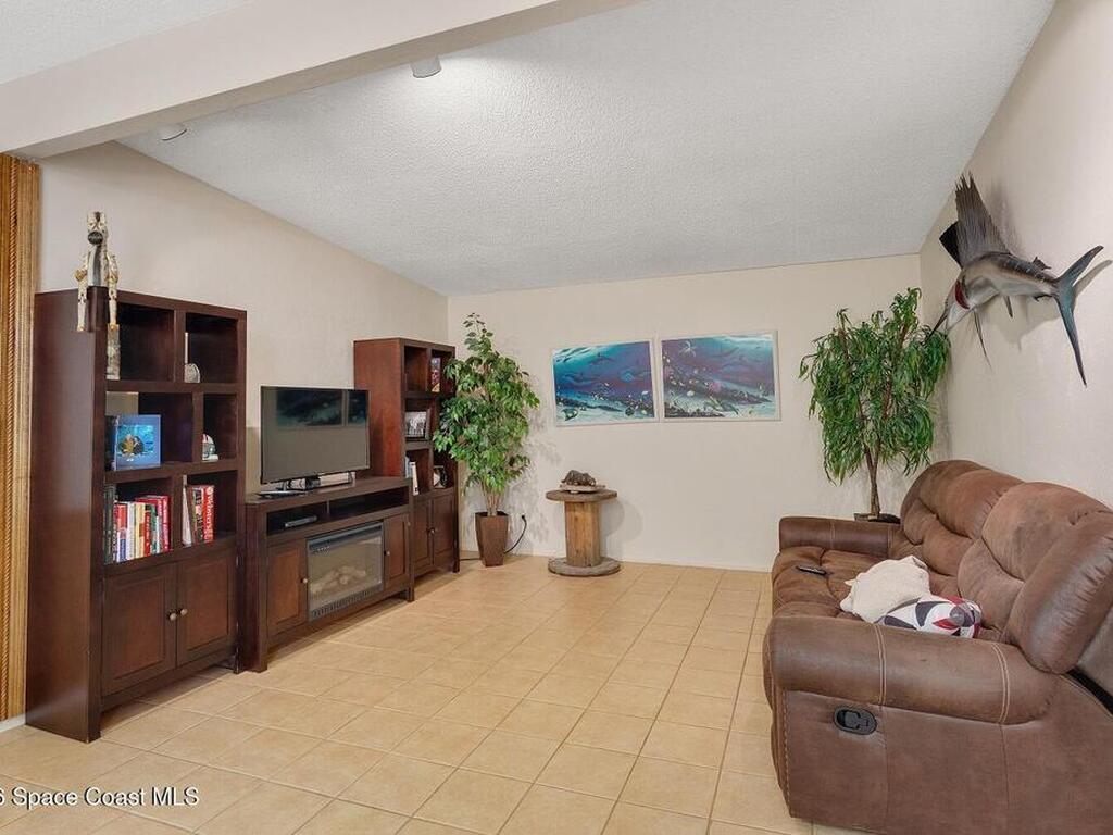 422 Del Monte Road, Sebastian, FL 32958