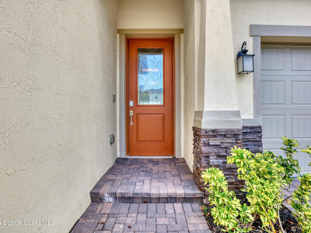 507 Veridian Circle, Palm Bay, FL 32907