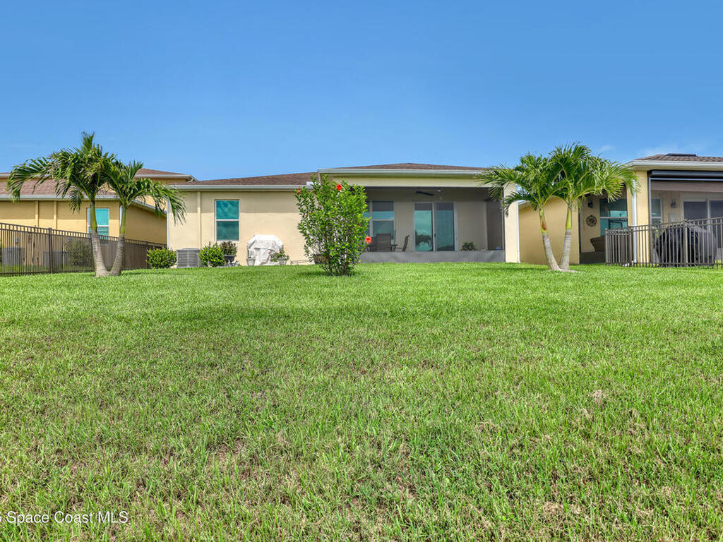 507 Veridian Circle, Palm Bay, FL 32907