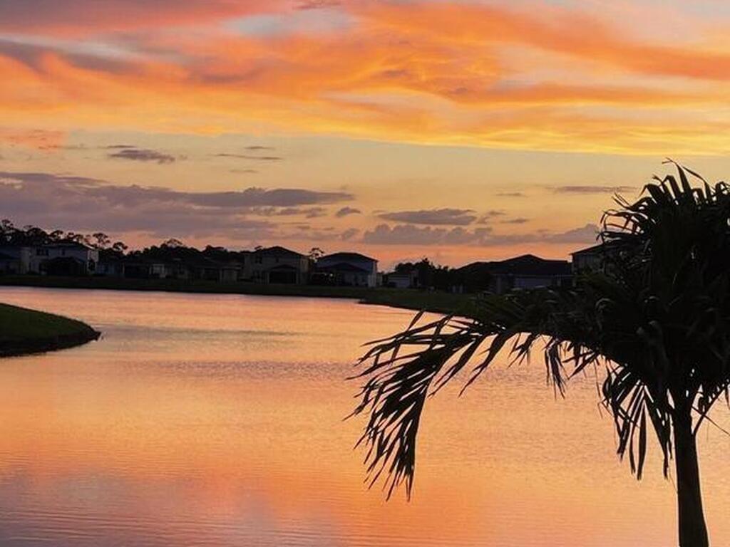 507 Veridian Circle, Palm Bay, FL 32907