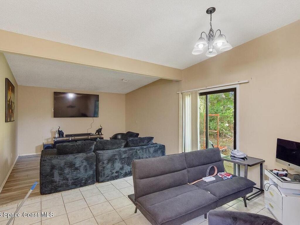 422 Del Monte Road, Sebastian, FL 32958