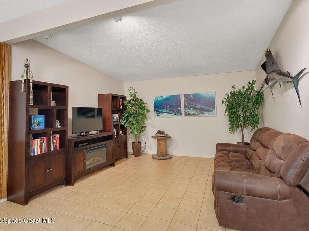 422 Del Monte Road, Sebastian, FL 32958