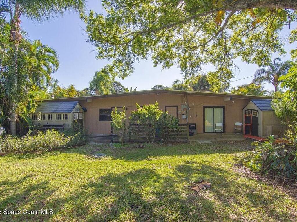 422 Del Monte Road, Sebastian, FL 32958