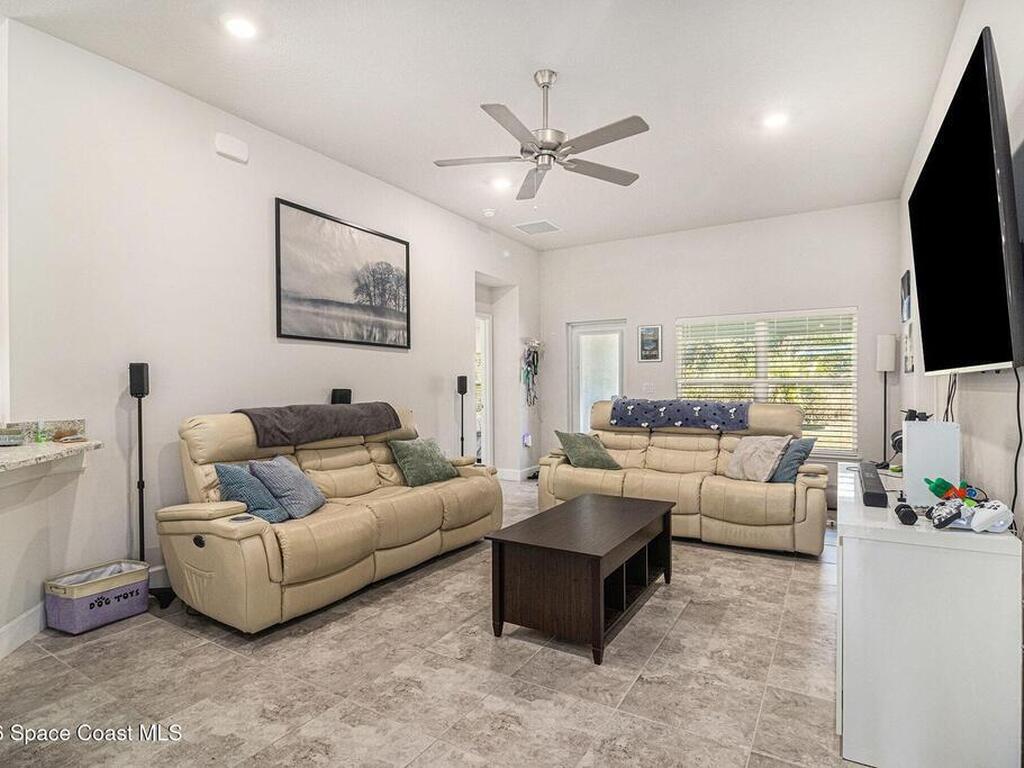 1041 Tupelo Circle, Cocoa, FL 32926