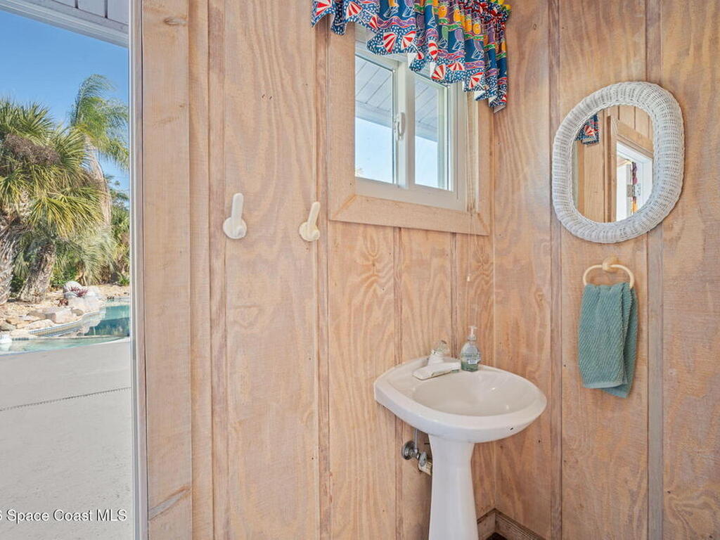 1105 Magnolia Drive, Indialantic, FL 32903