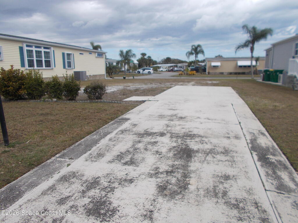 932 Fir Street, Micco, FL 32976