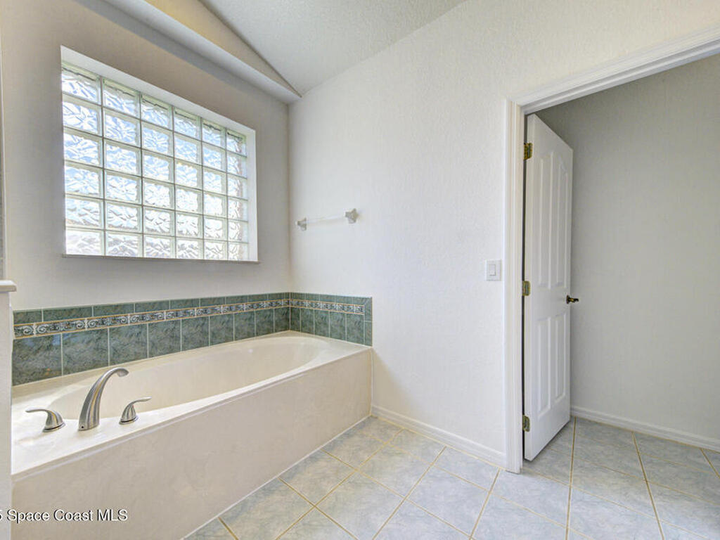 4065 Sand Ridge Drive, Merritt Island, FL 32953