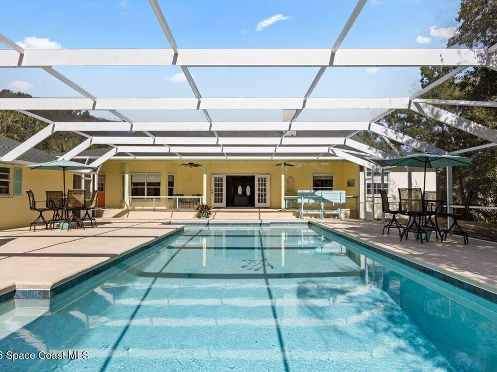 9574 Parker Lane, Sebastian, FL 32976