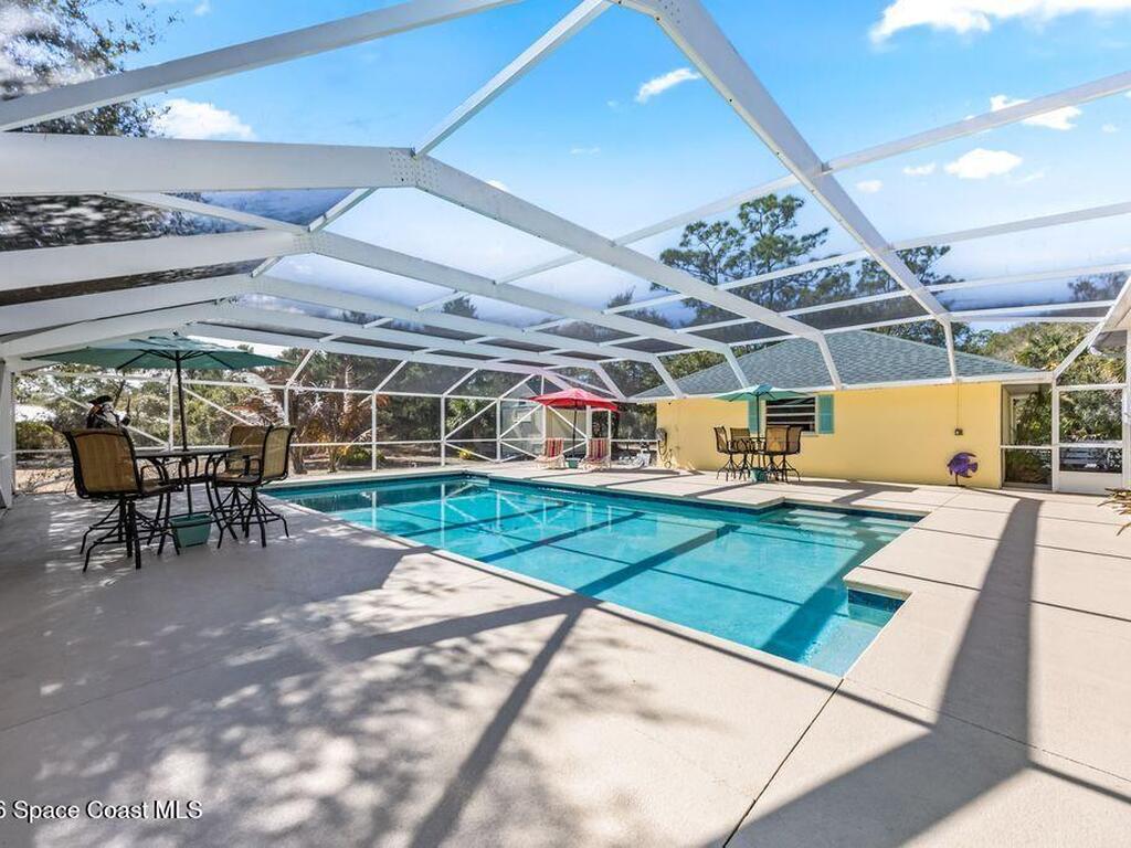 9574 Parker Lane, Sebastian, FL 32976