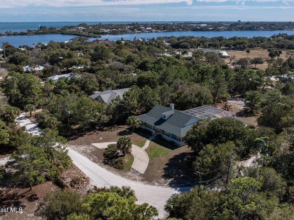 9574 Parker Lane, Sebastian, FL 32976