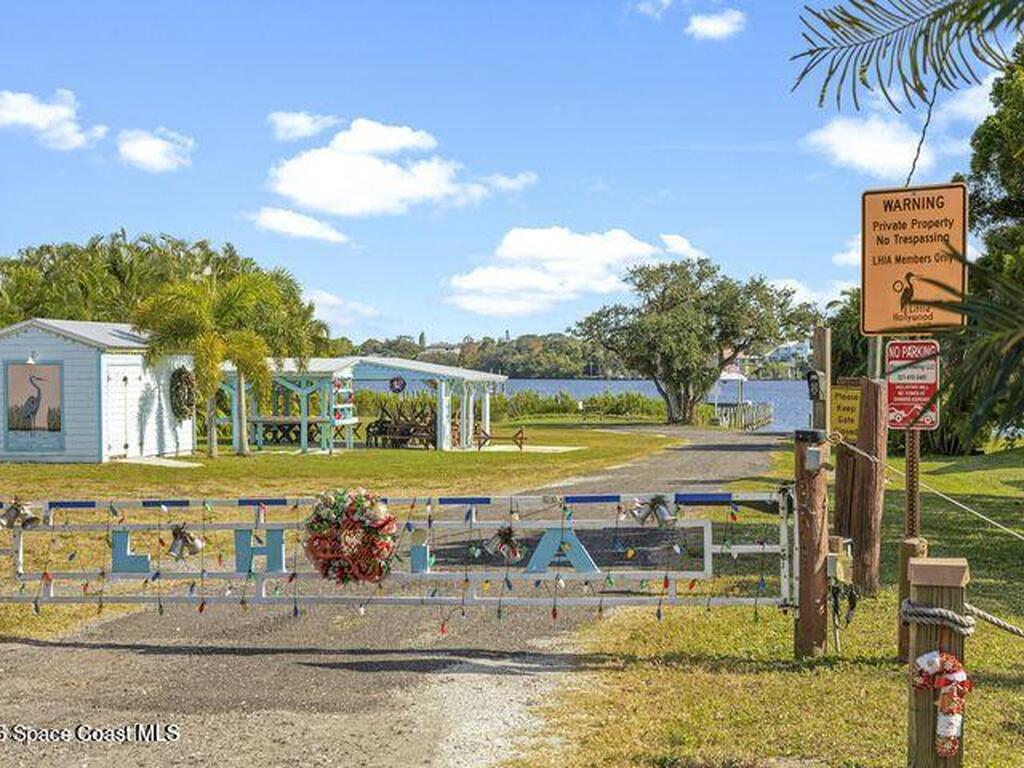 9574 Parker Lane, Sebastian, FL 32976