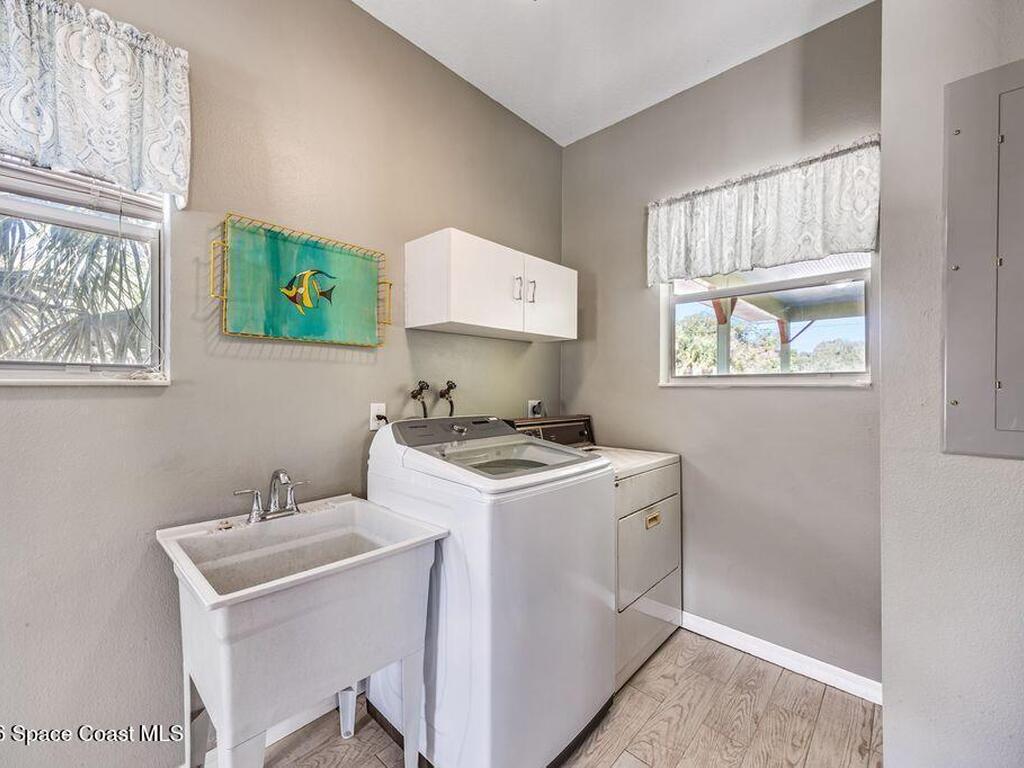 9574 Parker Lane, Sebastian, FL 32976