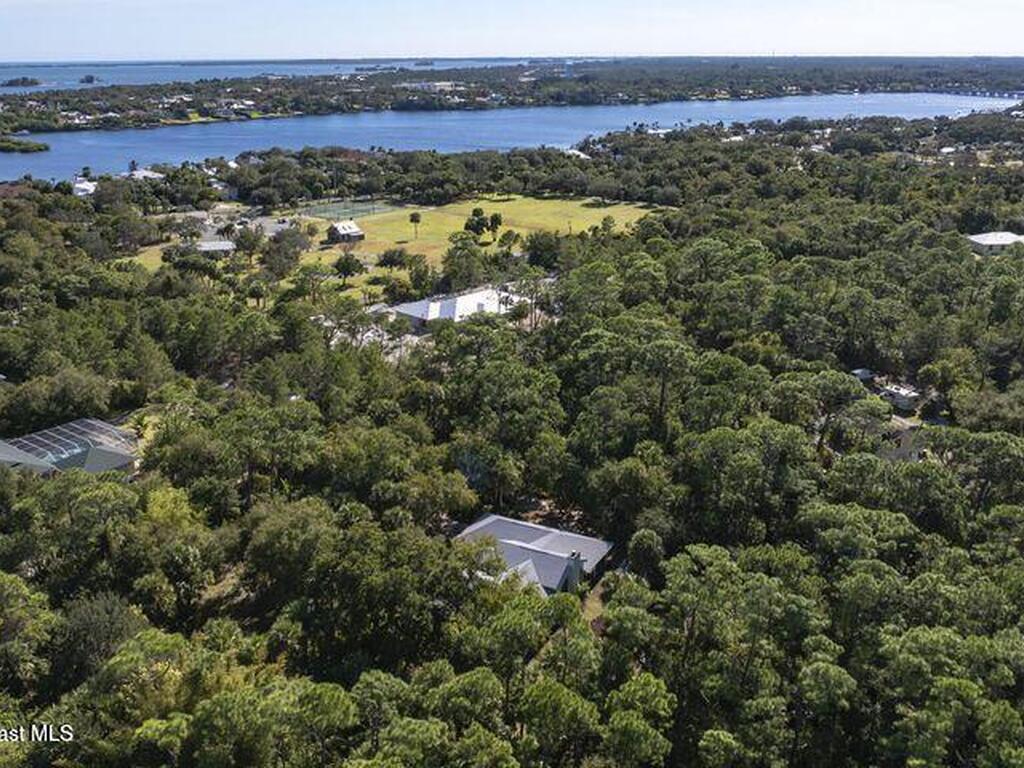 9574 Parker Lane, Sebastian, FL 32976