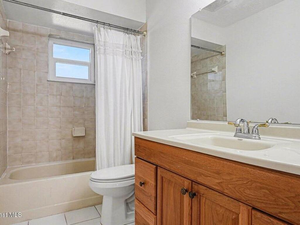 1315 Coventry Circle, Melbourne, FL 32904