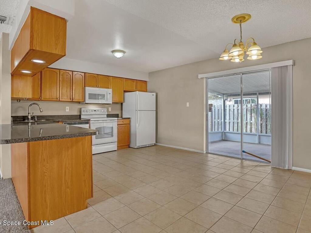 135 S Suzanne Court, Merritt Island, FL 32952