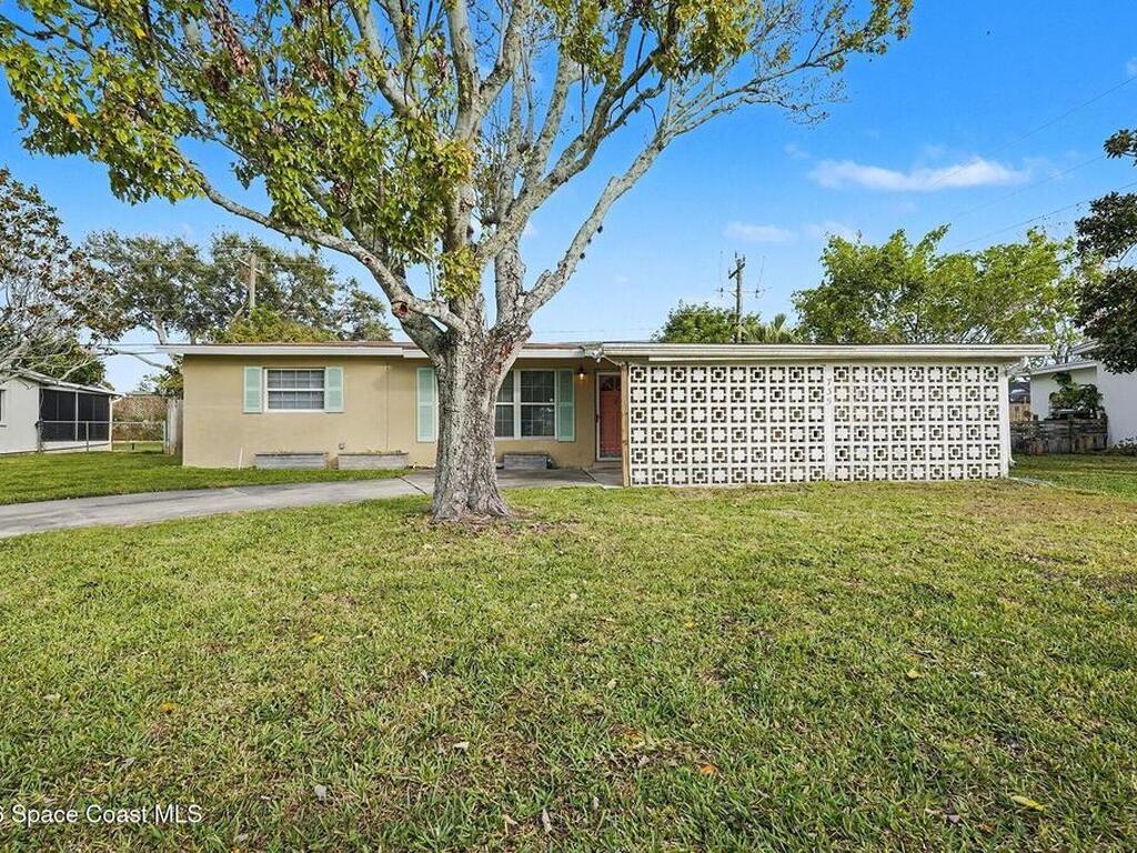 735 Ixora Drive, Melbourne, FL 32935
