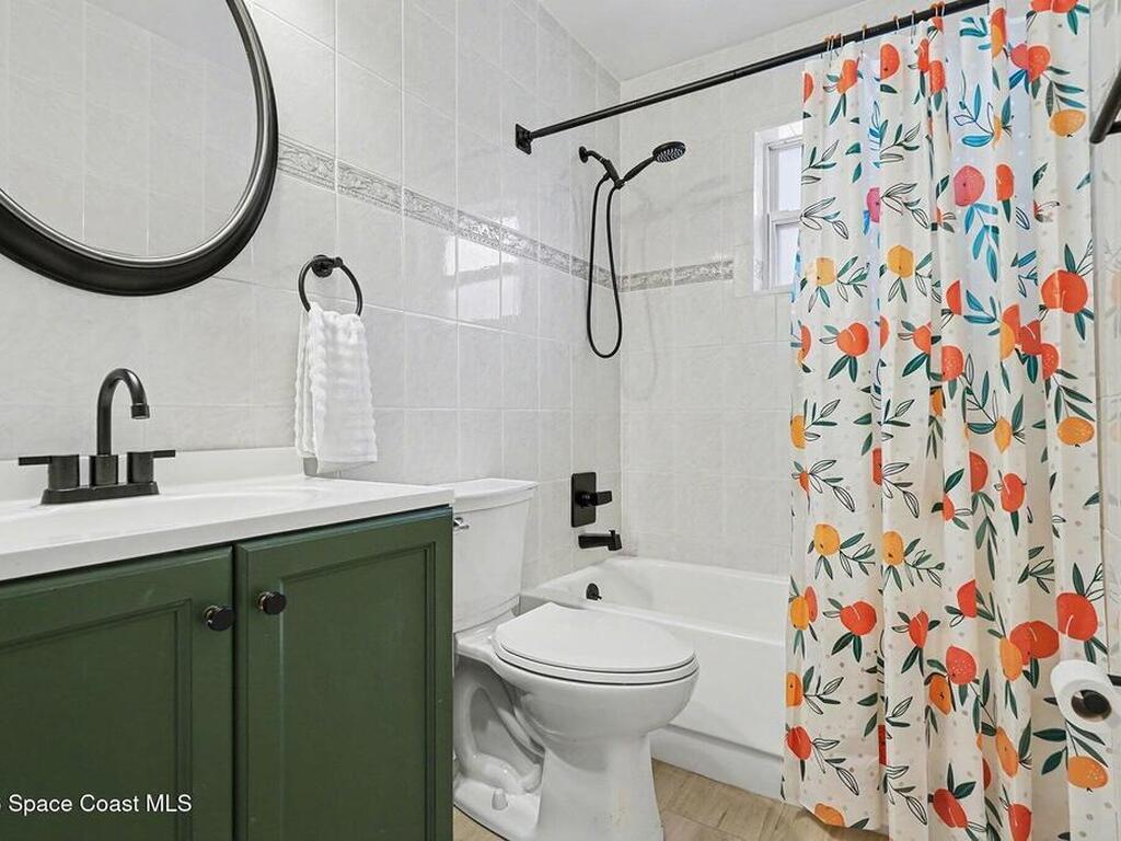 735 Ixora Drive, Melbourne, FL 32935