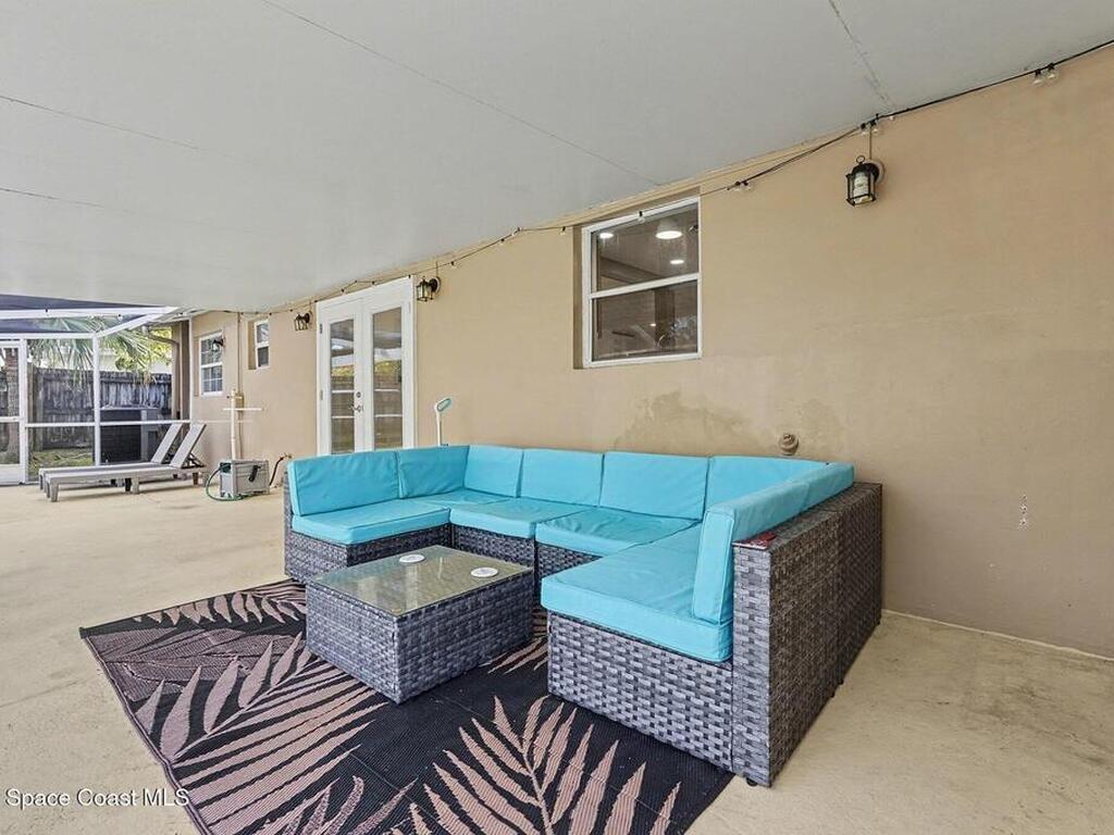 735 Ixora Drive, Melbourne, FL 32935