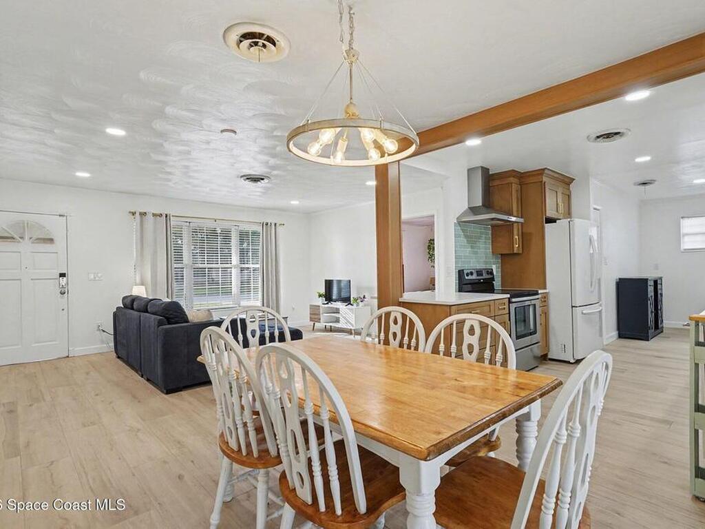 735 Ixora Drive, Melbourne, FL 32935