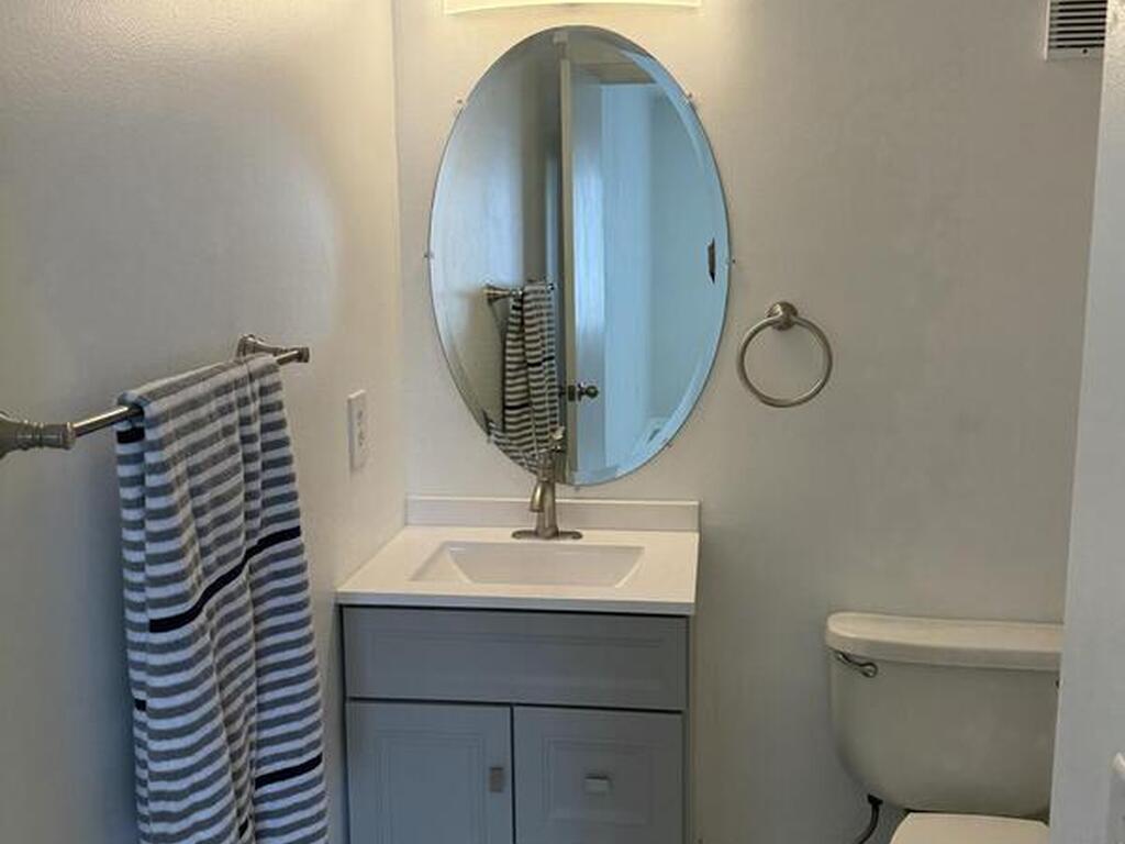 247 San Juan Circle, Melbourne, FL 32935