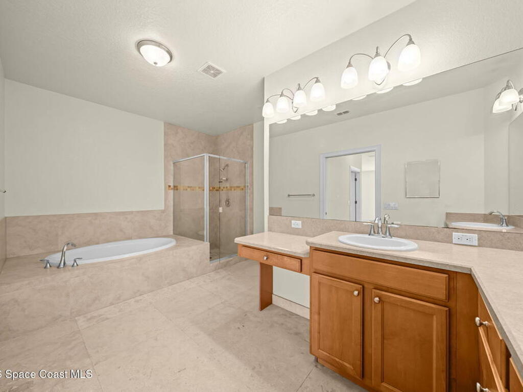 117 Lancha Circle, Satellite Beach, FL 32937