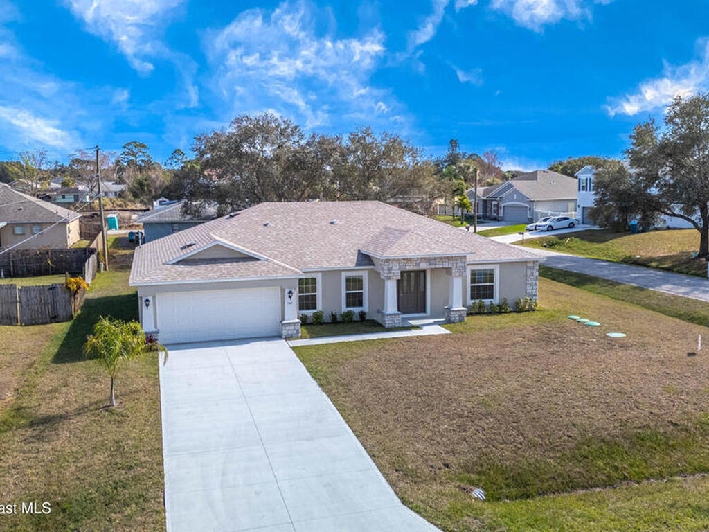341 Christmas Avenue, Palm Bay, FL 32909
