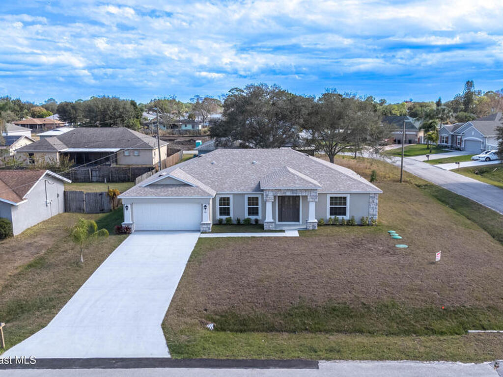 341 Christmas Avenue, Palm Bay, FL 32909