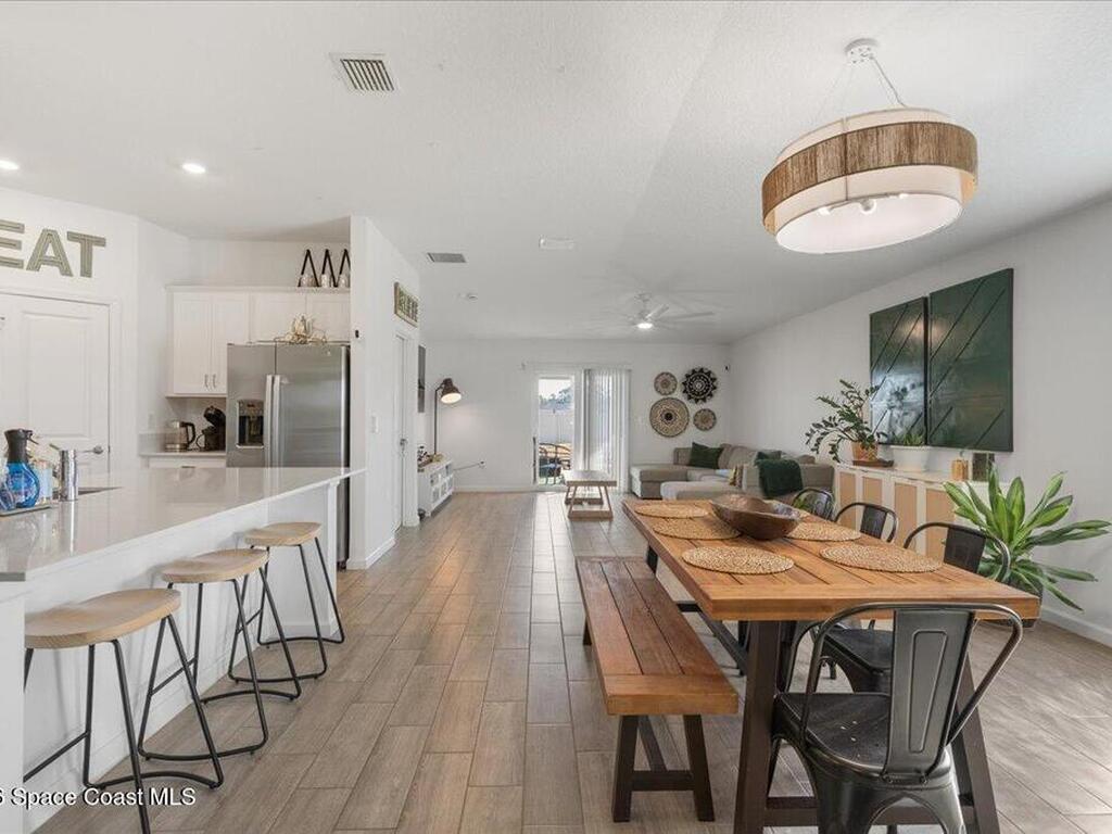 875 Dockside Drive, Palm Bay, FL 32908