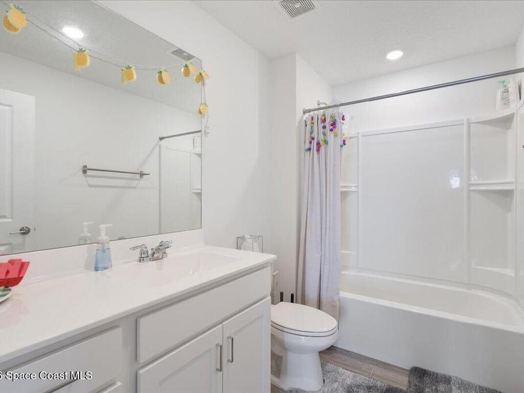 875 Dockside Drive, Palm Bay, FL 32908