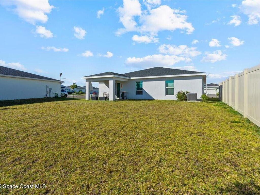 875 Dockside Drive, Palm Bay, FL 32908