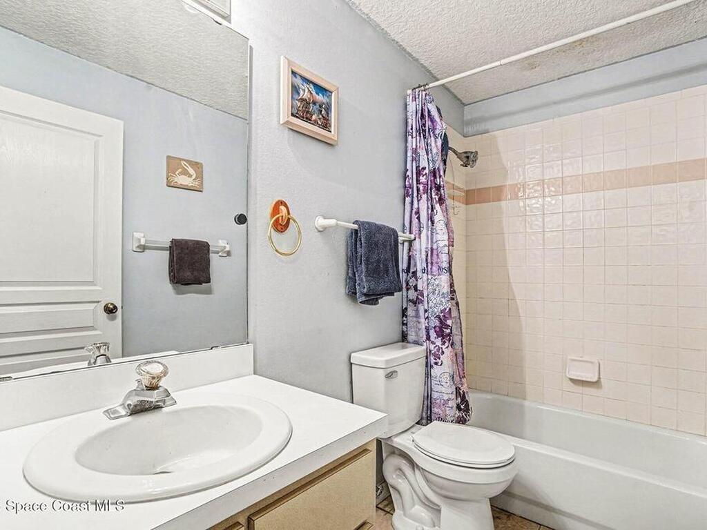 10258 Joanies Run, Leesburg, FL 34748