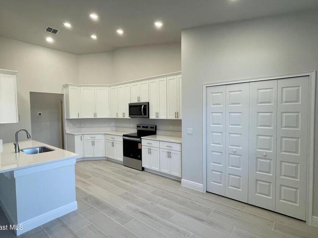 2863 Grant Avenue, Palm Bay, FL 32909