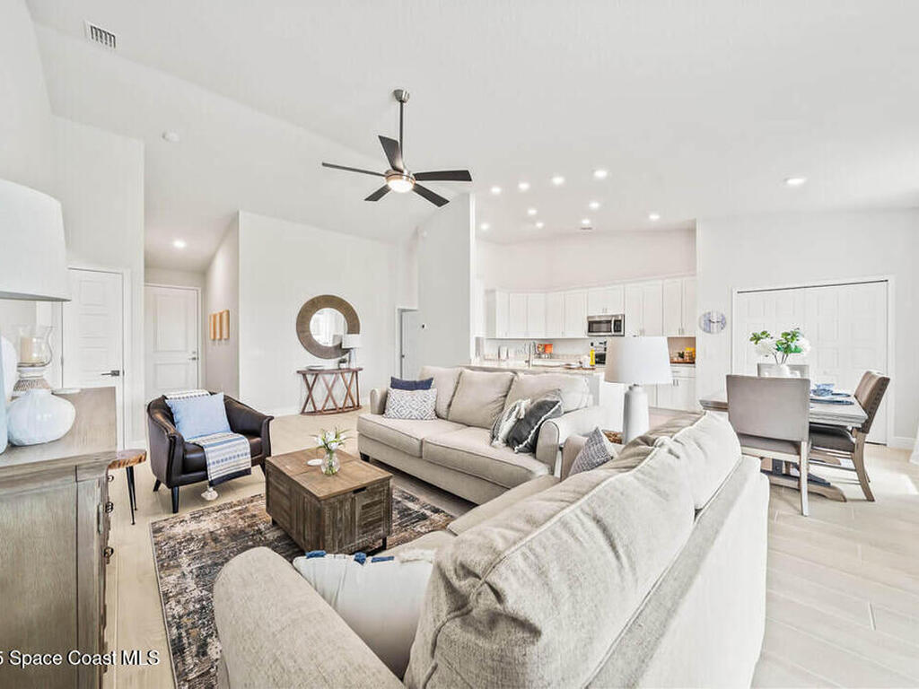 2863 Grant Avenue, Palm Bay, FL 32909