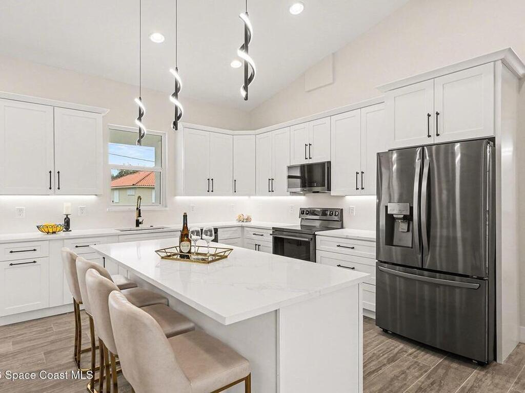 3051 Eldron Boulevard, Palm Bay, FL 32909