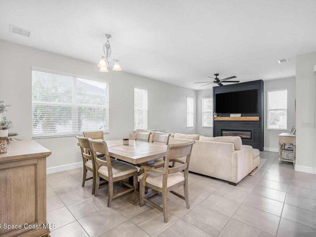 3104 Hummingbird Way, Melbourne, FL 32940