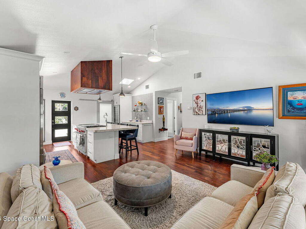 400 E Melbourne Avenue, Melbourne, FL 32901