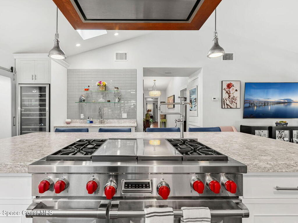 400 E Melbourne Avenue, Melbourne, FL 32901