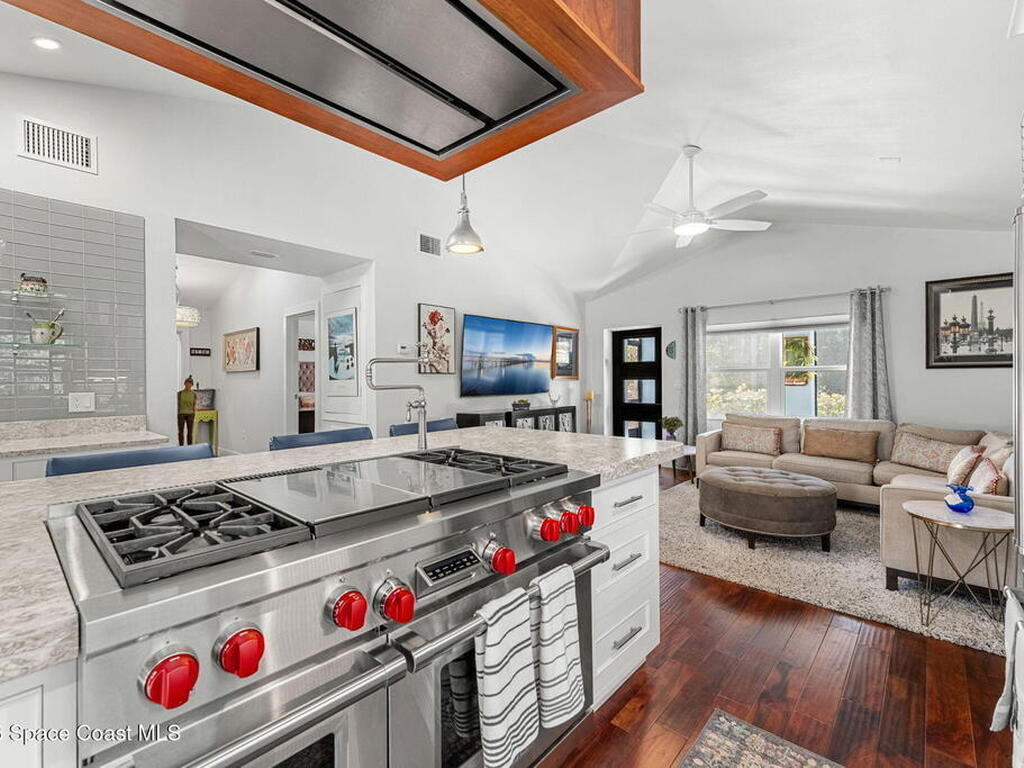 400 E Melbourne Avenue, Melbourne, FL 32901