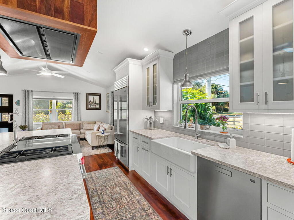 400 E Melbourne Avenue, Melbourne, FL 32901