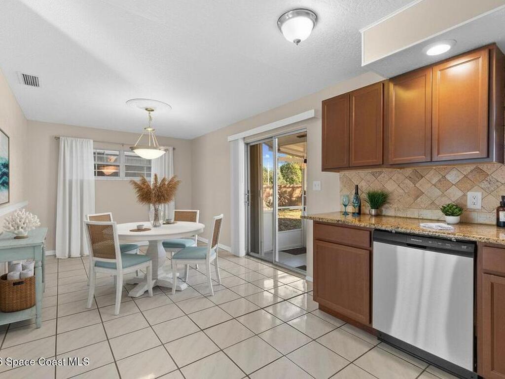 998 Kings Post Road, Rockledge, FL 32955