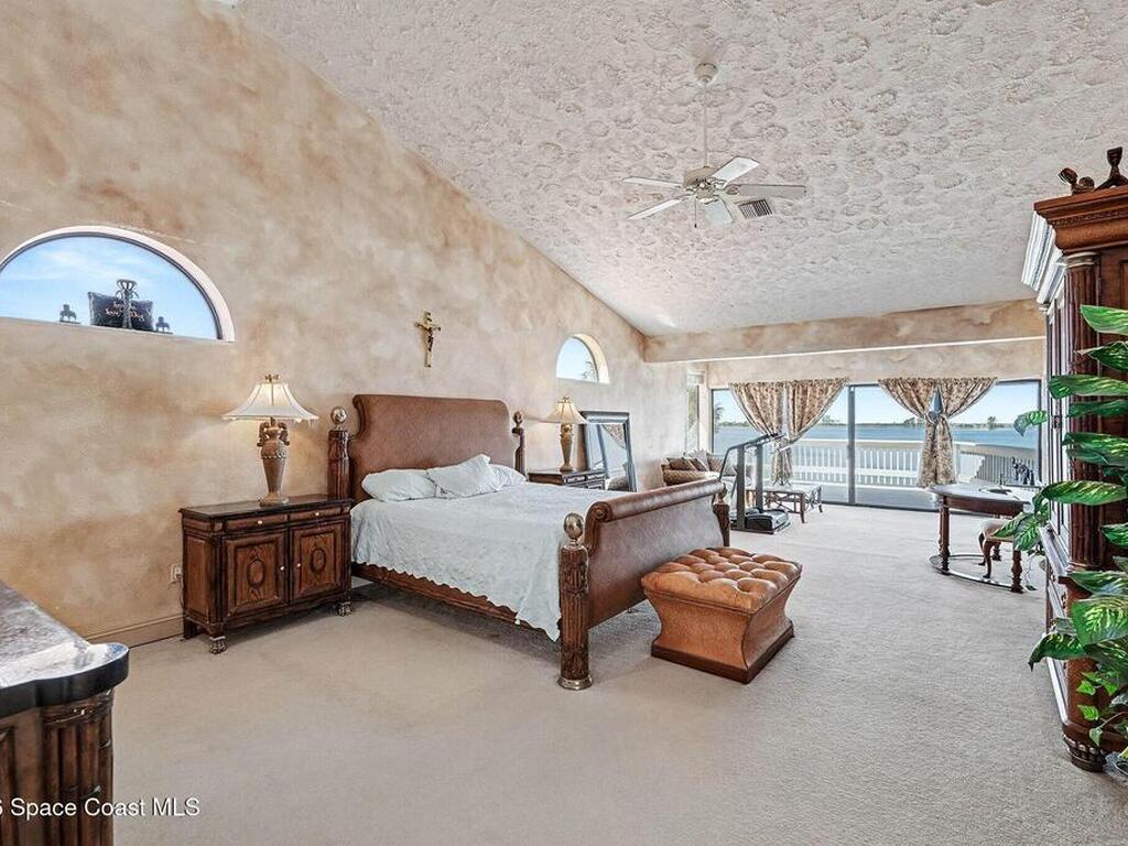 157 Saint Croix Avenue, Cocoa Beach, FL 32931