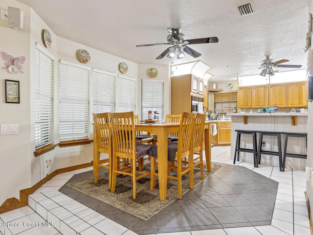 5425 James Lane, Mims, FL 32754