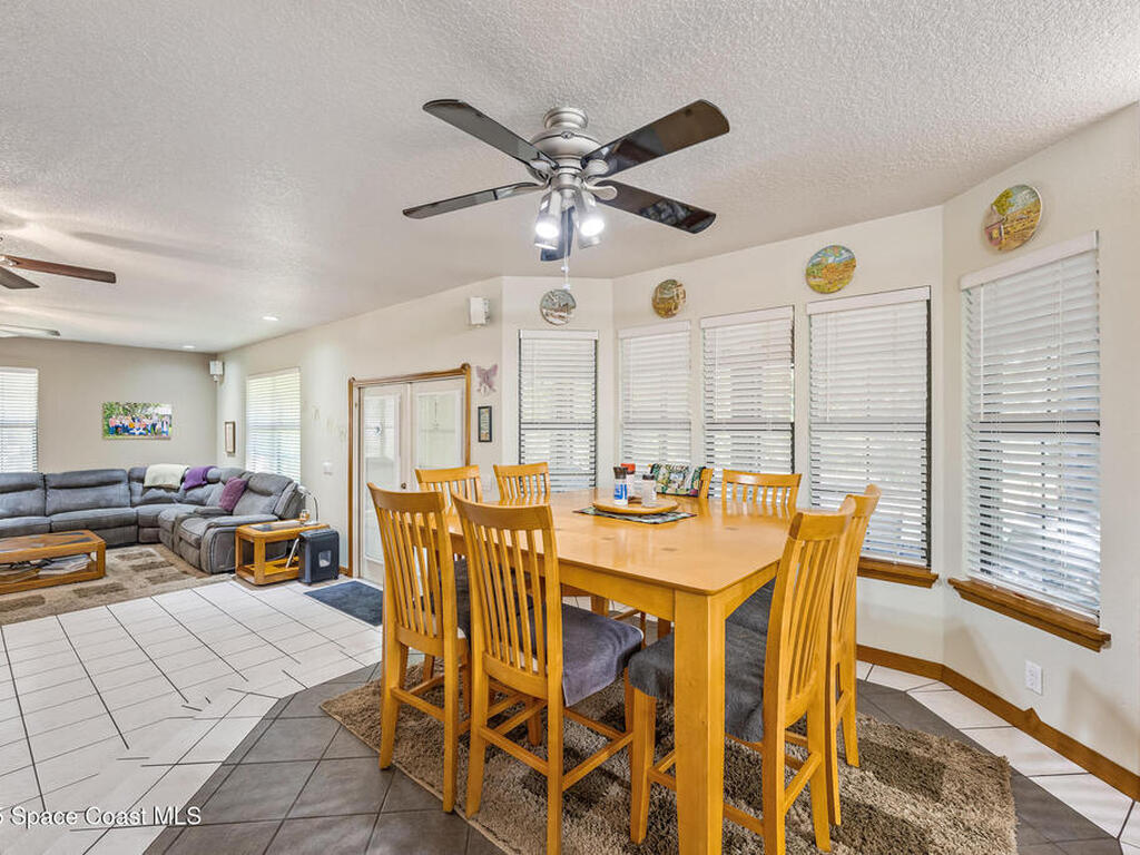 5425 James Lane, Mims, FL 32754