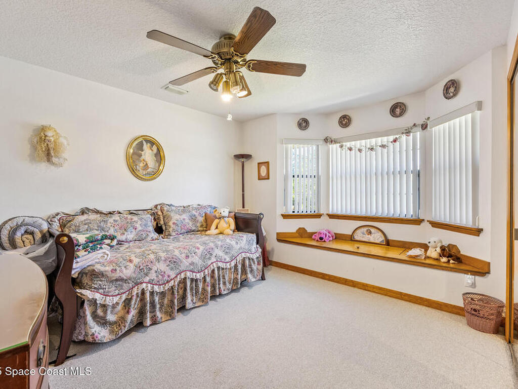 5425 James Lane, Mims, FL 32754