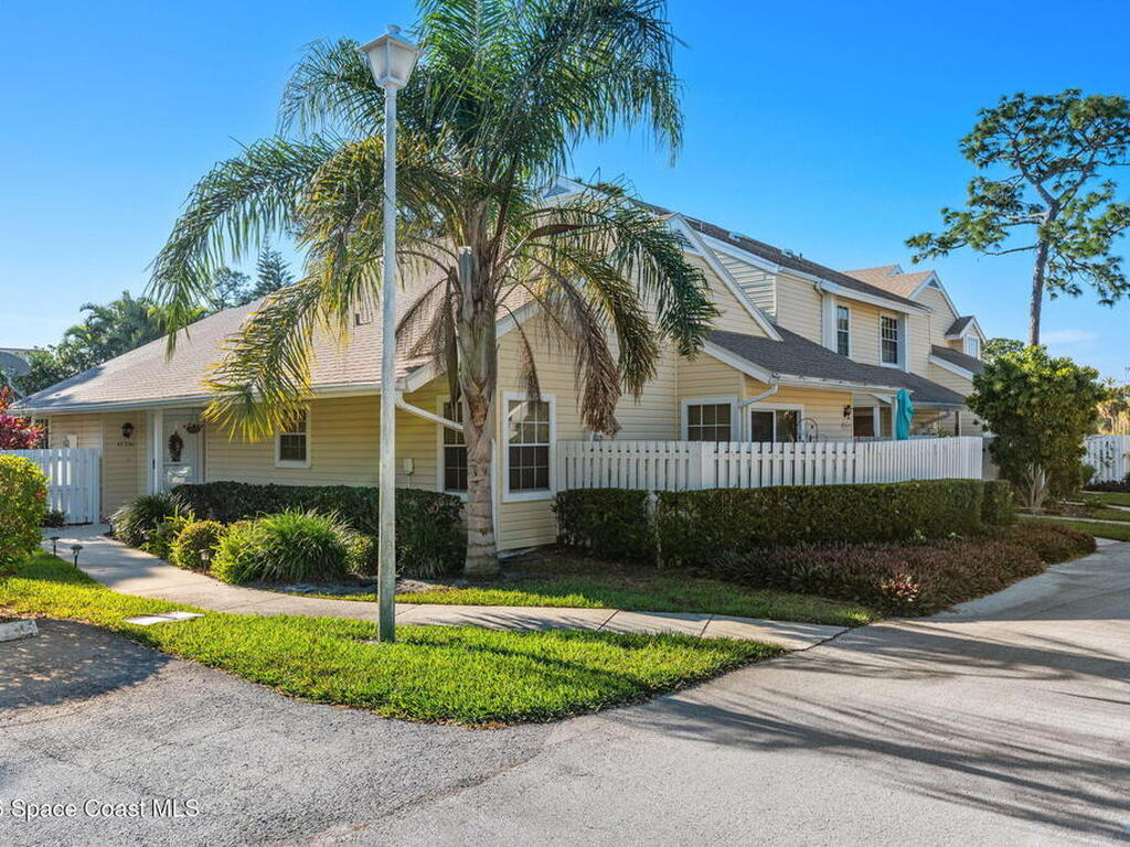 739 Players Court, Suntree, FL 32940