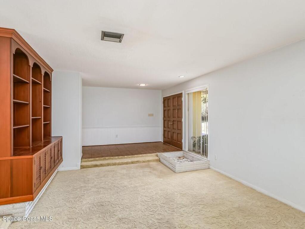 1275 Troon Way, Rockledge, FL 32955